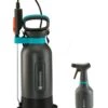 Gardena Drukspuit 5l + Plantenspuit 0,75 -Gardena Verkoopwinkel 970495601 1 GARDENA20DRUKSPUIT205L2020PLANTENSPUIT20075