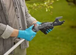 Gardena Accu-telescooptakkenschaar Solo 11 Gardena Accu-telescooptakkenschaar Solo -Gardena Verkoopwinkel 970632601 5 Gardena20Accu Telescoop20Takkenschaar20Solo